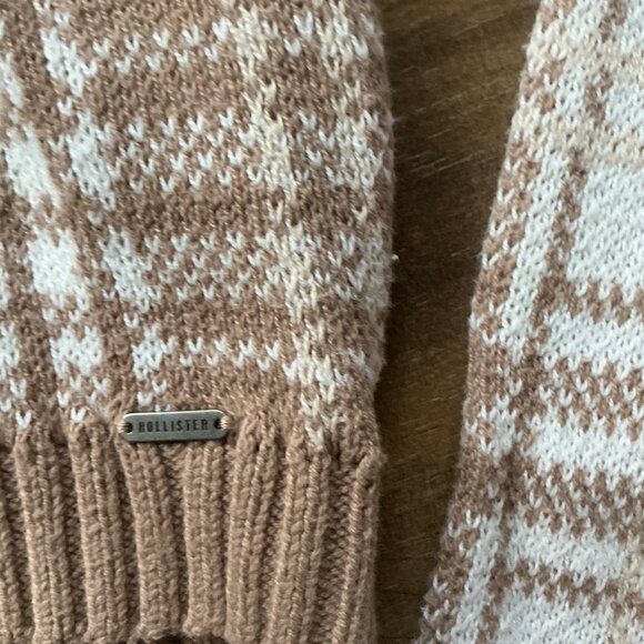 Hollister Cropped Cardigan Plaid Knit Sweater Tan White Size Small - Picture 8 of 10